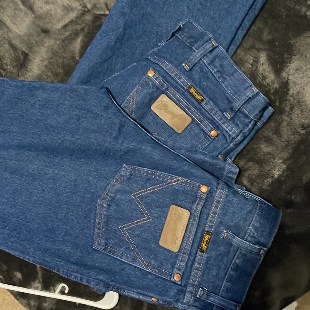 2PairLN Cowboy Cut  31x32 Wrangler